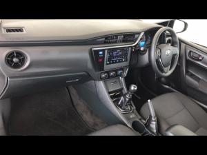 Toyota Corolla Quest 1.8 Plus manual - Image 7