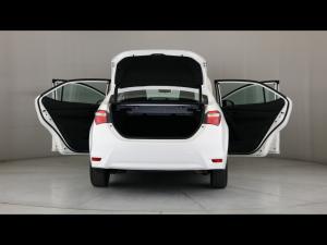 Toyota Corolla Quest 1.8 Plus manual - Image 24