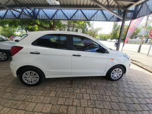 Ford Figo hatch 1.5 Ambiente - Image 3