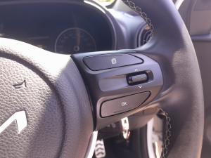 Kia Picanto 1.2 X-Line manual - Image 10