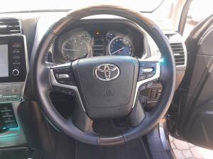Toyota Land Cruiser Prado 2.8GD VX-L - Image 8