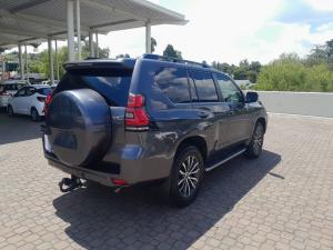 Toyota Land Cruiser Prado 2.8GD VX-L - Image 2