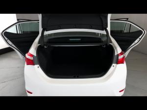 Toyota Corolla Quest 1.8 Plus manual - Image 13