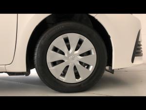 Toyota Corolla Quest 1.8 Plus manual - Image 17