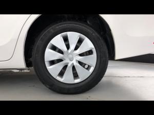 Toyota Corolla Quest 1.8 Plus manual - Image 19