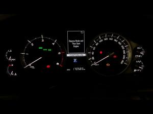 Toyota Land Cruiser 200 4.5D-4D V8 VX-R - Image 9