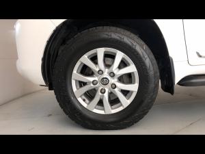 Toyota Land Cruiser 200 4.5D-4D V8 VX-R - Image 18