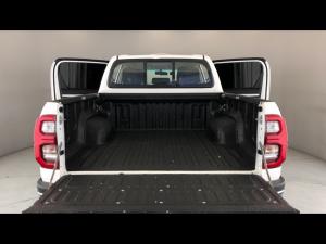Toyota Hilux 2.8GD-6 48V double cab 4x4 Raider - Image 13