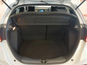 Honda Fit 1.5 Elegance - Image 18