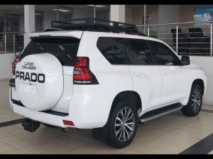 Toyota Land Cruiser Prado 2.8GD VX-L - Image 2