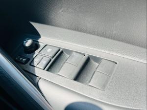 Toyota Corolla Cross 1.8 Xi - Image 19