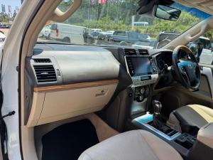 Toyota Land Cruiser Prado 2.8GD VX-L - Image 7