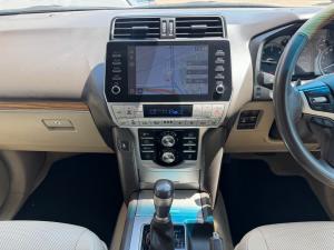 Toyota Land Cruiser Prado 2.8GD VX-L - Image 13