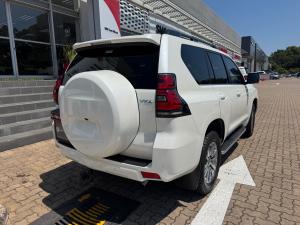 Toyota Land Cruiser Prado 2.8GD VX-L - Image 2