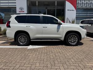 Toyota Land Cruiser Prado 2.8GD VX-L - Image 3