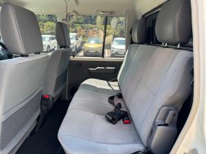 Toyota Land Cruiser 79 2.8GD-6 double cab - Image 15