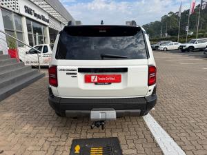 Toyota Land Cruiser Prado 2.8GD VX-R - Image 5