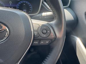 Toyota Corolla Cross 1.8 HEV XR - Image 10