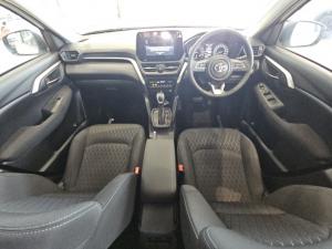 Toyota Urban Cruiser 1.5 XR automatic - Image 6