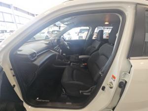 Toyota Urban Cruiser 1.5 XR automatic - Image 7