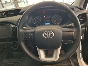 Toyota Hilux 2.4 GD-6 SR 4X4D/C - Image 8