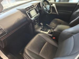 Toyota Prado VX 4.0 V6 automatic - Image 7