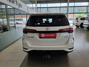 Toyota Fortuner 2.4GD-6 4X4 automatic - Image 5