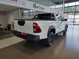 Toyota Hilux 2.8 GD-6 RB Legend automaticE/CAB - Image 2