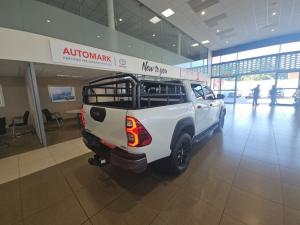 Toyota Hilux 2.8 GD-6 RB Legend 4X4 automaticD/C - Image 2
