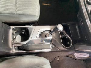 Toyota RAV4 2.0 GX automatic - Image 12
