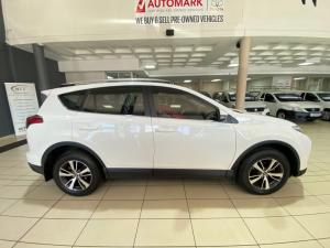 Toyota RAV4 2.0 GX automatic - Image 3