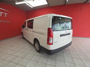 Toyota Quantum 2.8 LWB CrewcabP/V - Image 12
