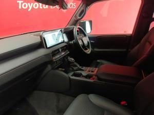 Toyota Prado VX-R 2.8GD automatic - Image 7
