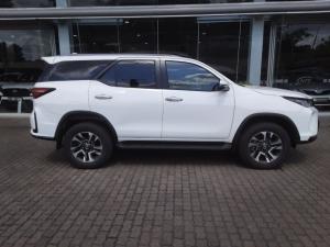 Toyota Fortuner 2.8GD-6 Raised Body automatic - Image 3
