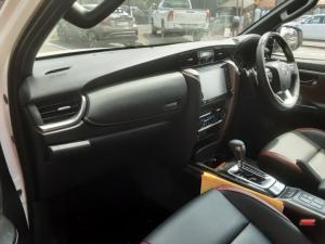 Toyota Fortuner 2.8GD-6 Raised Body automatic - Image 7