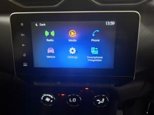 Nissan Magnite 1.0 Acenta AMT - Image 13