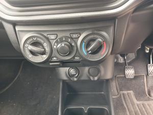 Toyota Vitz 1.0 - Image 12