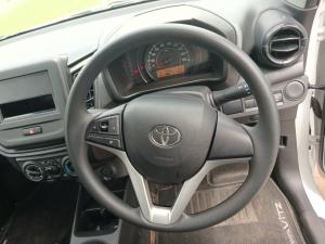Toyota Vitz 1.0 - Image 8