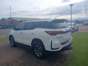 Toyota Fortuner 2.8GD-6 Raised Body automatic - Image 17