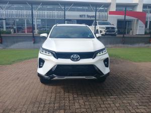 Toyota Fortuner 2.8GD-6 Raised Body automatic - Image 4