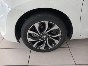 Toyota Starlet 1.4 XR - Image 17