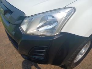 Isuzu D-MAX 250 HO Fleetside Safety S/C - Image 16