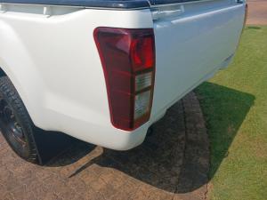 Isuzu D-MAX 250 HO Fleetside Safety S/C - Image 17