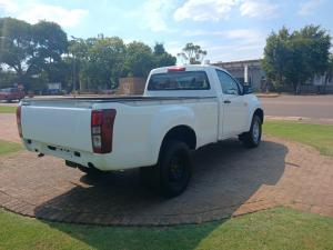 Isuzu D-MAX 250 HO Fleetside Safety S/C - Image 2