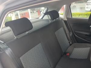 Volkswagen Polo Vivo 1.6 Life TIP - Image 16