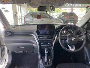 Toyota Urban Cruiser 1.5 XR automatic - Image 6