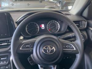 Toyota Urban Cruiser 1.5 XR automatic - Image 8