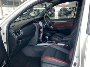 Toyota Fortuner 2.8GD-6 Raised Body automatic - Image 7