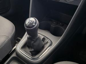 Volkswagen Polo Vivo 1.4 Life - Image 10