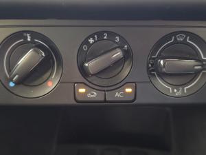Volkswagen Polo Vivo 1.4 Life - Image 13
